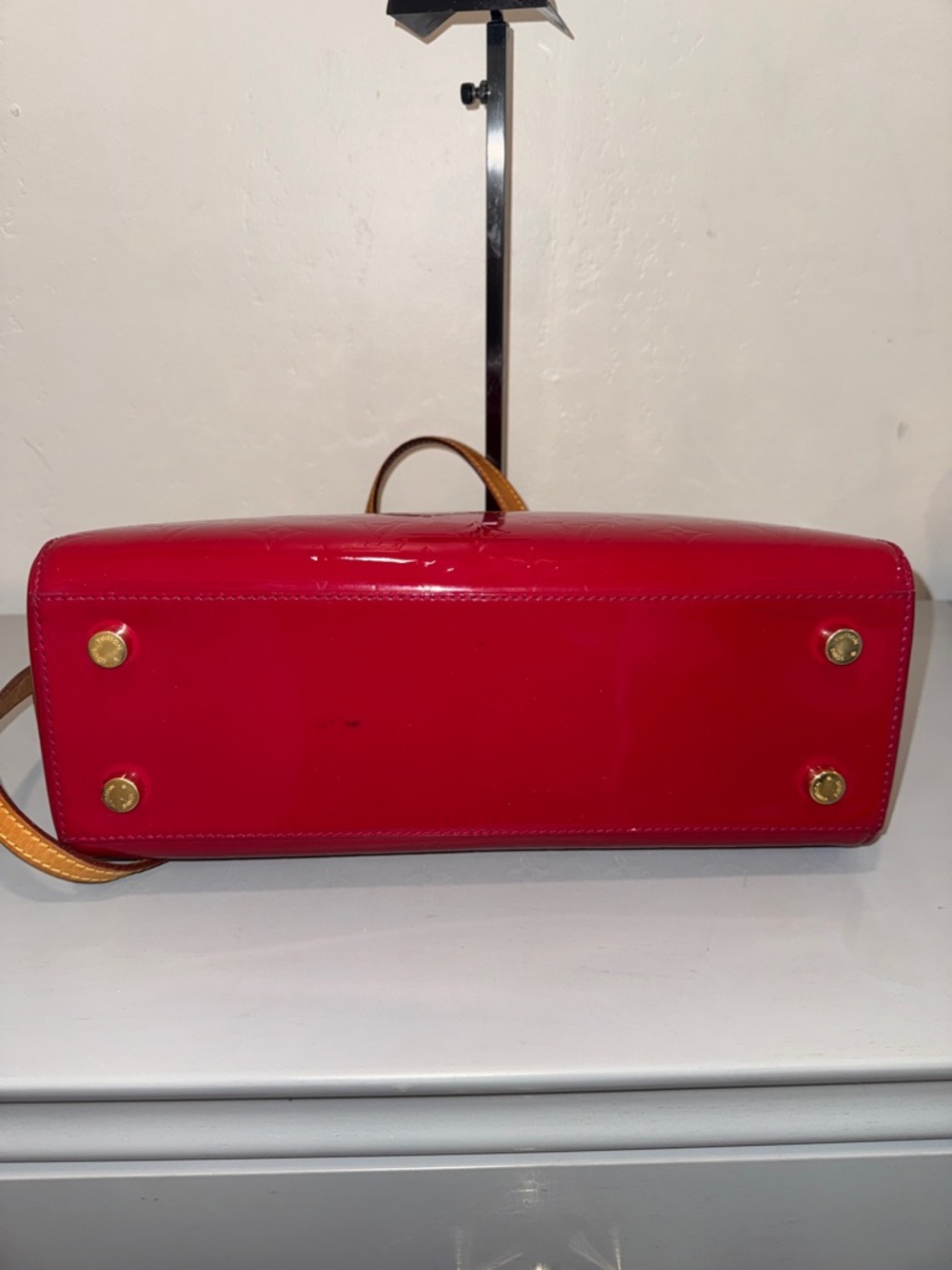 Louis Vuitton patent Vernis Brea bag - Picture 10 of 10